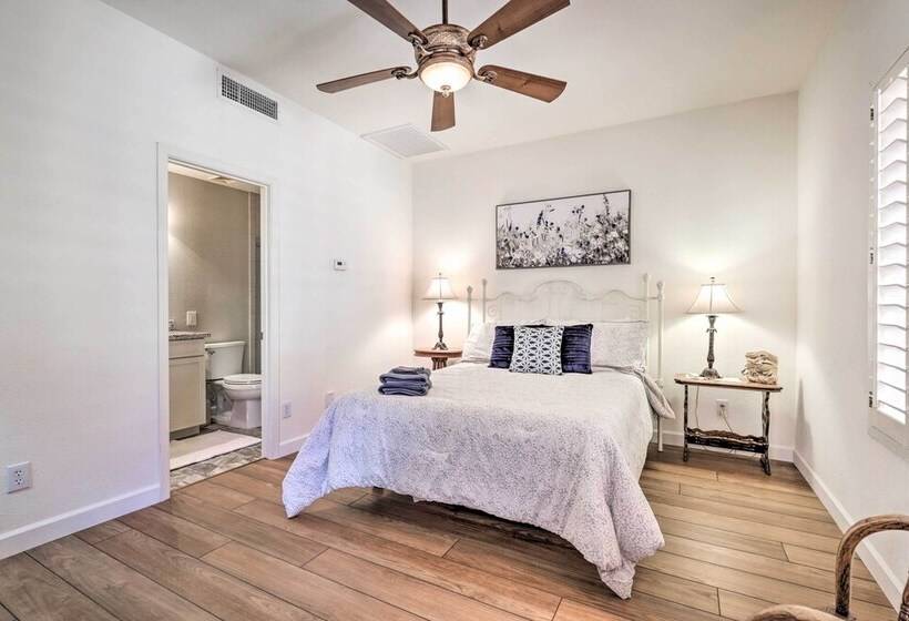 Sun Lit Casa In 55+ Community W/ Bbq & Patio!