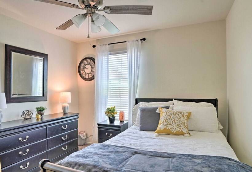 Tasteful Menifee Home: Patio, By Theme Parks!