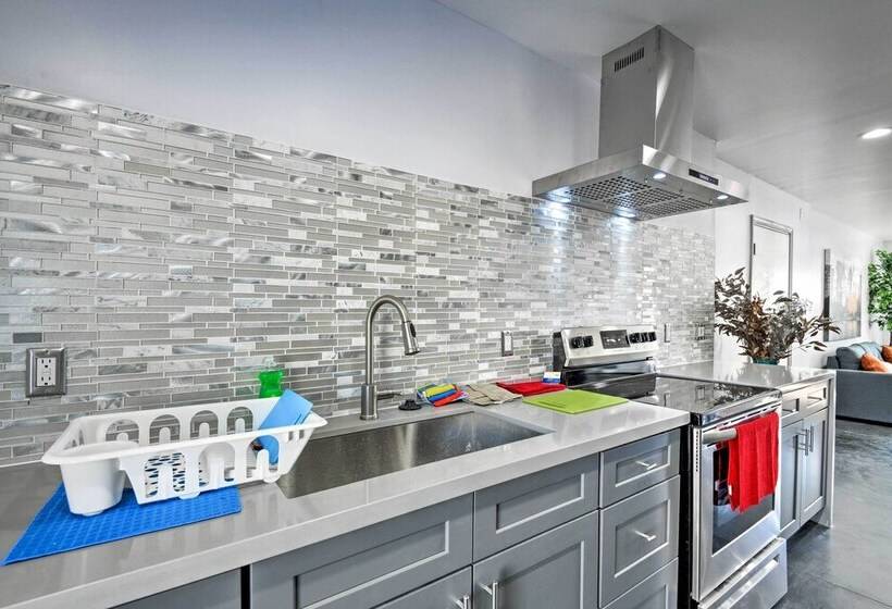 Tempe Guest Home: Private Patio < 1 Mi To Downtown