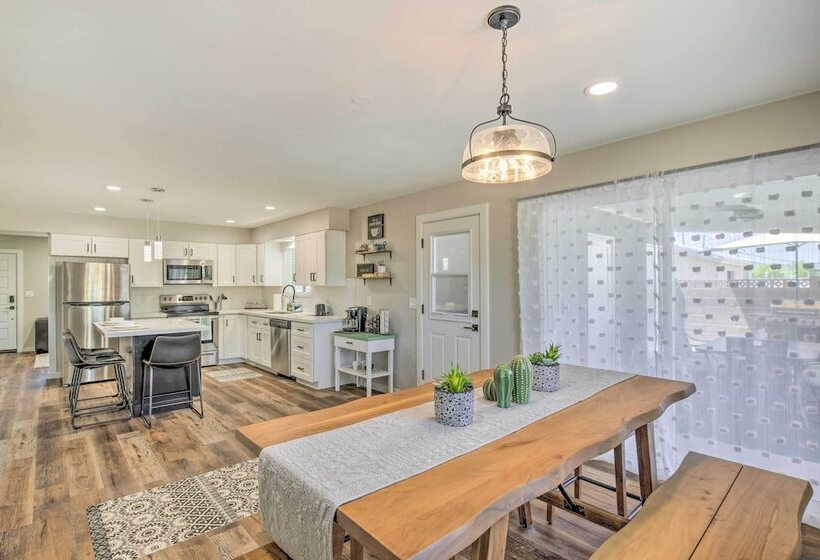 Tempe Retreat W/ Spacious Yard ~ 1 Mi To Asu!