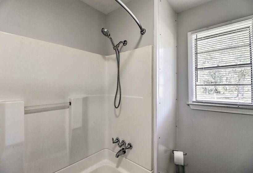 The Old Parsonage  Pindall House W/ Patio!