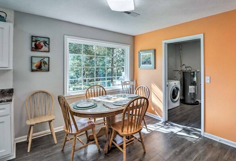 The Old Parsonage  Pindall House W/ Patio!