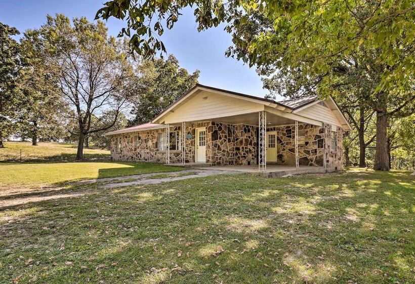 The Old Parsonage  Pindall House W/ Patio!