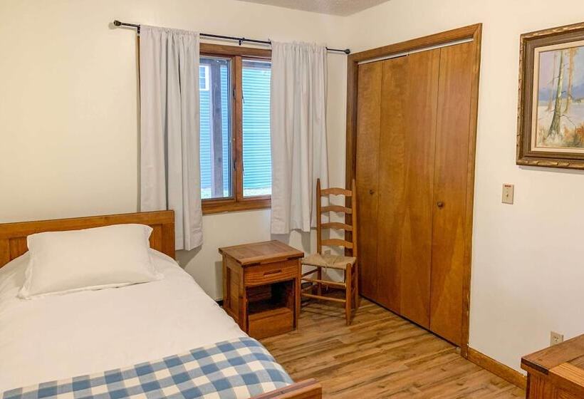 The Overlook  In Massanuttens All Season Resort