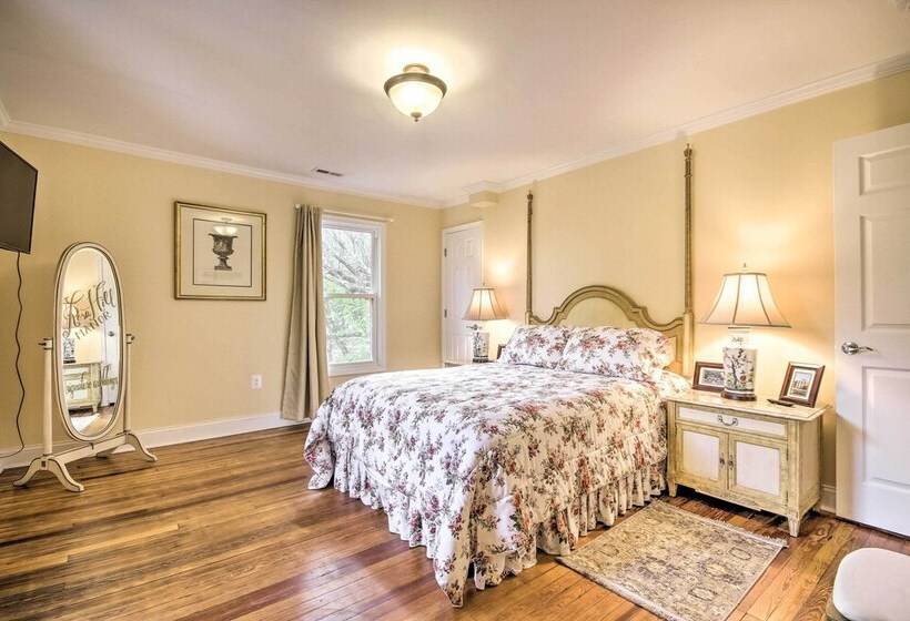 Thomson Farm  Classic Home < 10 Mi To Vineyards!