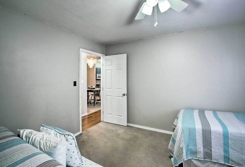 Treasure Isle Riverfront Home: Pets Welcome!