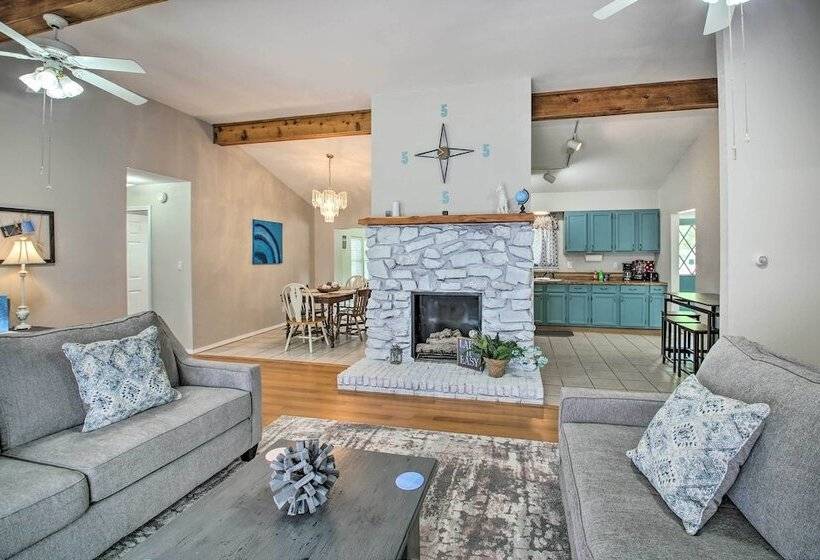 Treasure Isle Riverfront Home: Pets Welcome!