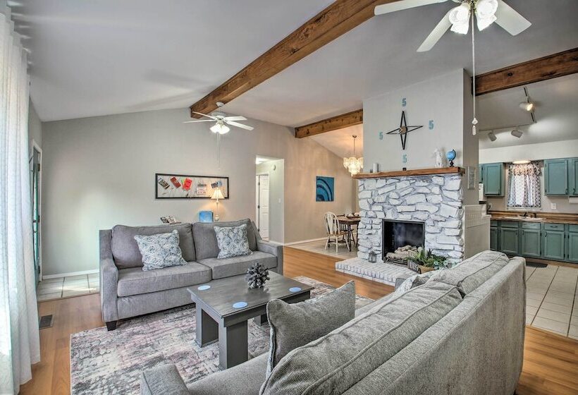 Treasure Isle Riverfront Home: Pets Welcome!