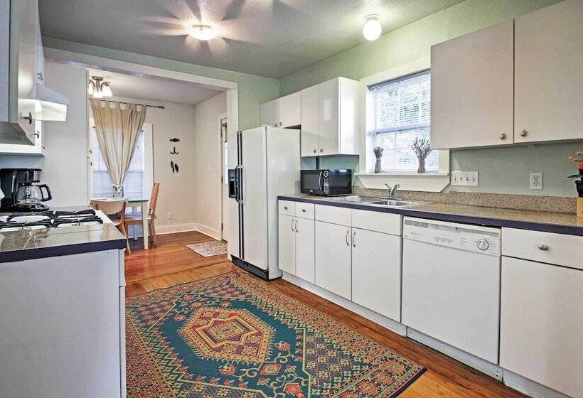 Trendy Austin Soul Home: Walk To South Congress!