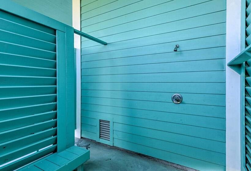 Deck + Fire Pit: Updated Crystal Beach Retreat!