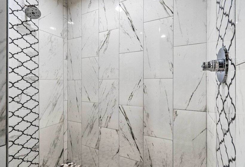 Upscale Riverfront Home W/ Beach & Fire Pit!