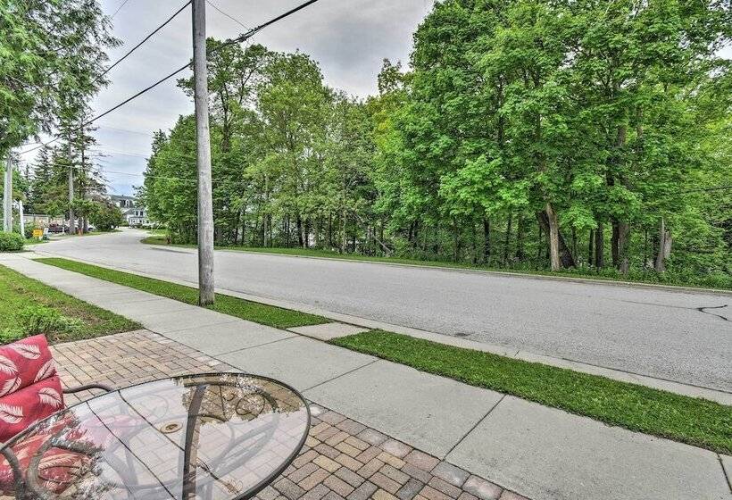 Walkable Lake Elkhart Apt: Dine, Shop, Swim!