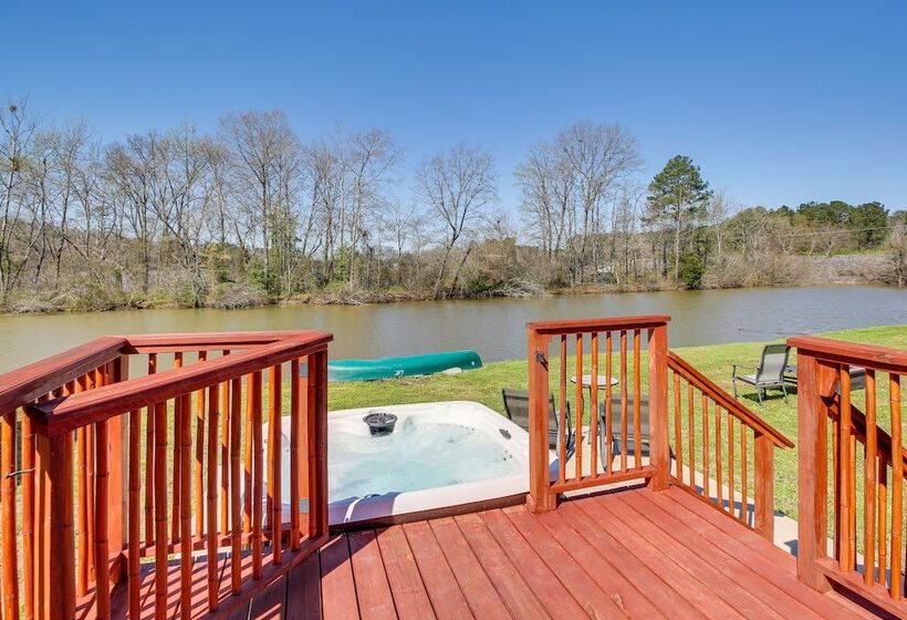 Waterfront Family Retreat W/ Fire Pit & Canoe