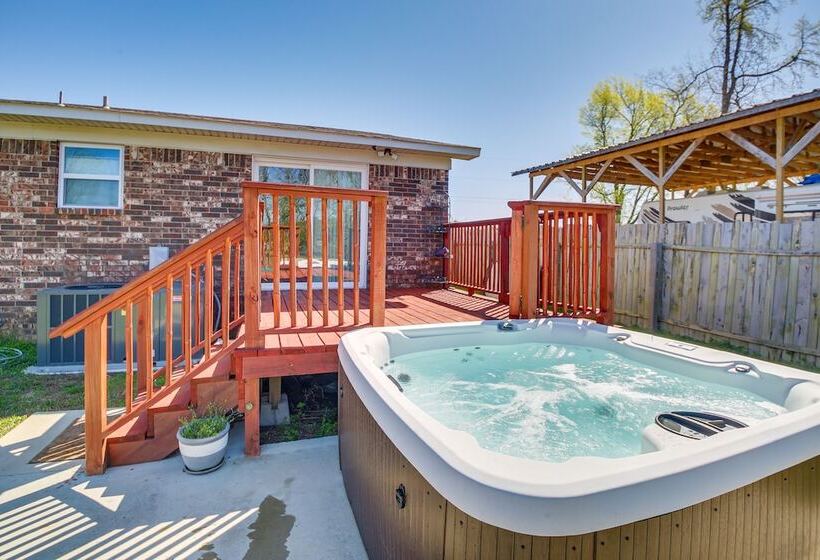 Waterfront Family Retreat W/ Fire Pit & Canoe