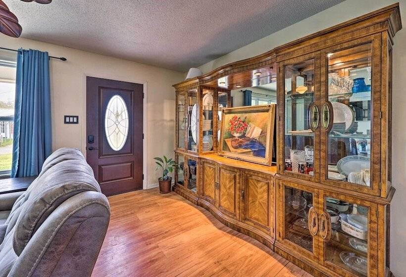 Waterfront Family Retreat W/ Fire Pit & Canoe