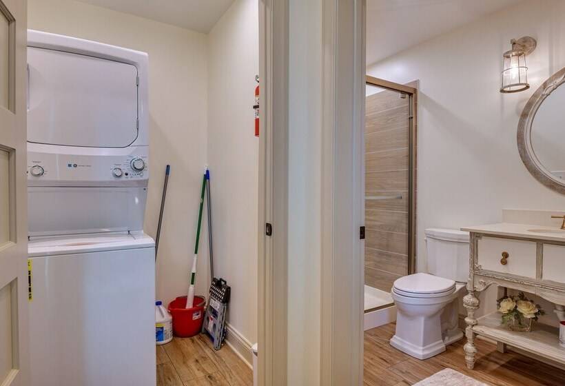 Waterfront Maryland Vacation Home: Private Beach!