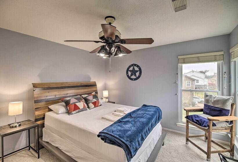 Waterfront San Jacinto River Home W/ Boat Slip!