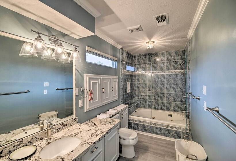 Waterfront San Jacinto River Home W/ Boat Slip!