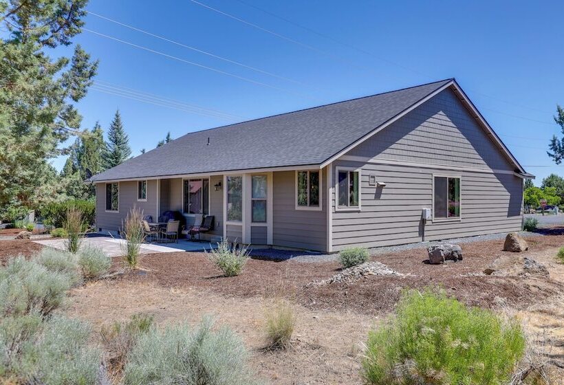 Welcoming Redmond Home W/ Grill, Near Trails!