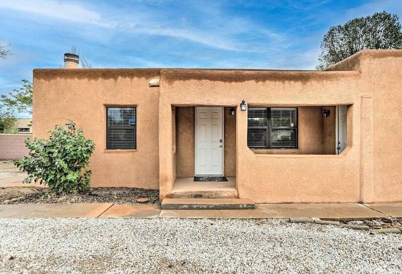 Adobe Albuquerque Home ~ 5 Mi To Old Town!