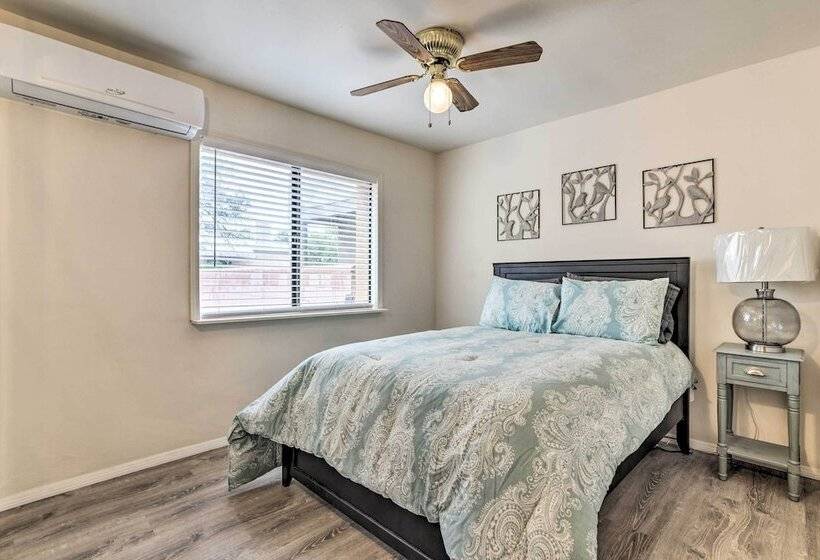 Adobe Albuquerque Home ~ 5 Mi To Old Town!