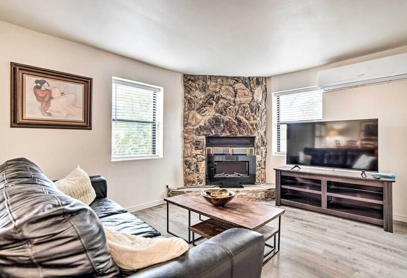 Adobe Albuquerque Home ~ 5 Mi To Old Town!