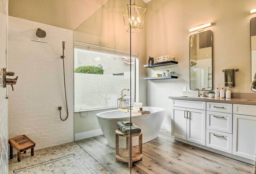 Arizona Family Retreat W/ Pool & Hot Tub!