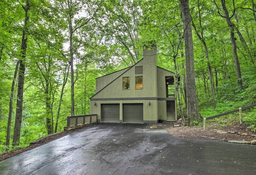 Carriage House Near Downtown & The Parkway