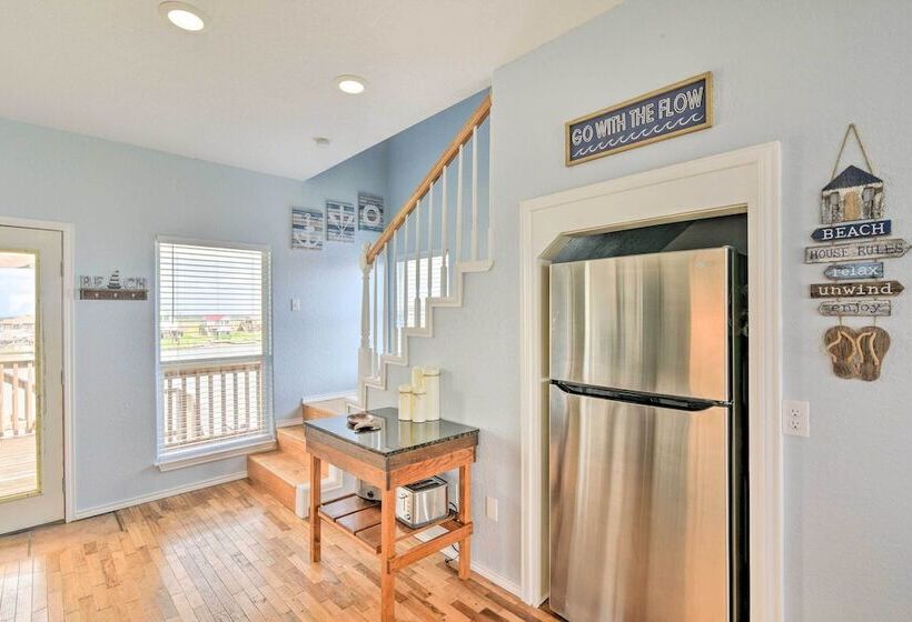 Bay City Home W/ Dock, Ocean Views + Access!