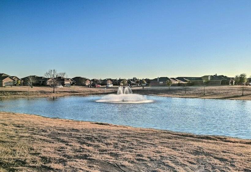 Beautiful Fate Home < 30 Mi To Dtwn Dallas!