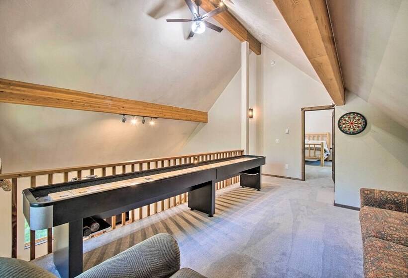 Beautiful Mccall Cabin: Perfect For Families!