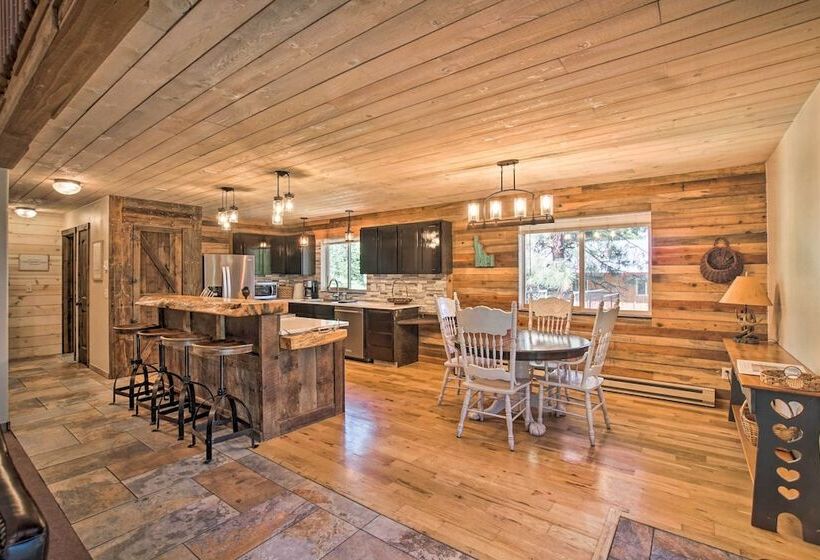 Beautiful Mccall Cabin: Perfect For Families!