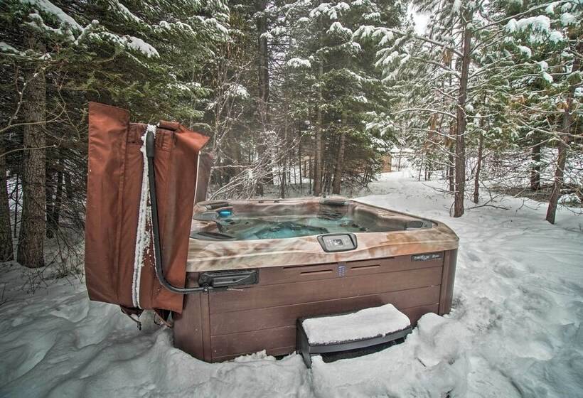 Beautiful Mccall Cabin: Perfect For Families!