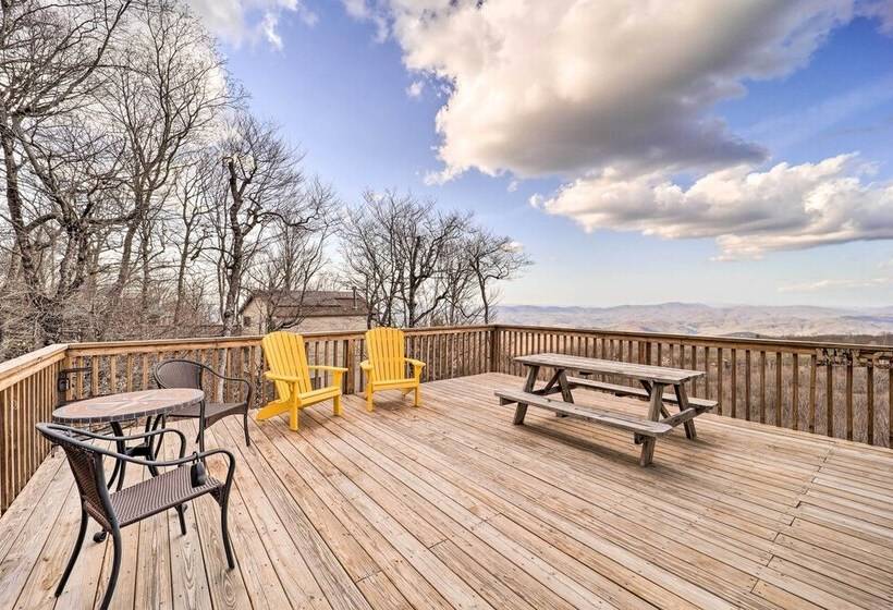 Beech Mountain Cabin W/ Million Dollar Views!