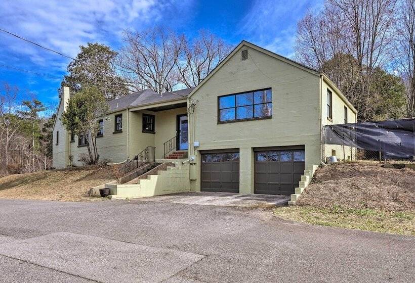 Birmingham Vacation Rental: 9 Miles To Downtown!