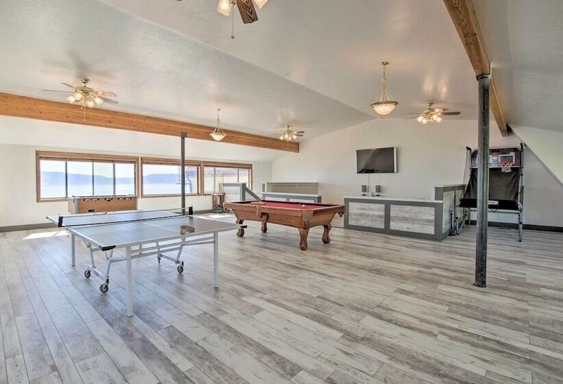 Breathtaking Bear Lake Escape W/ Game Room & View!