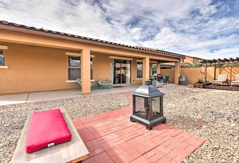 Bright & Airy Goodyear Home Near Golf Courses