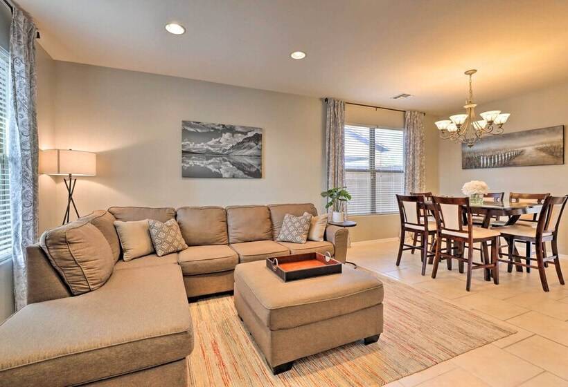 Bright & Airy Goodyear Home Near Golf Courses