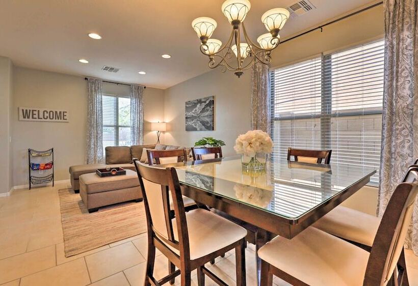 Bright & Airy Goodyear Home Near Golf Courses