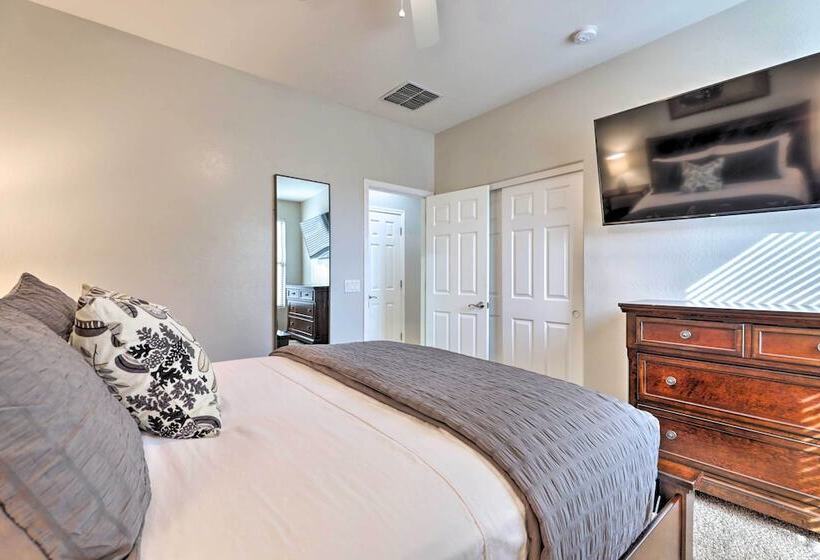 Bright & Airy Goodyear Home Near Golf Courses