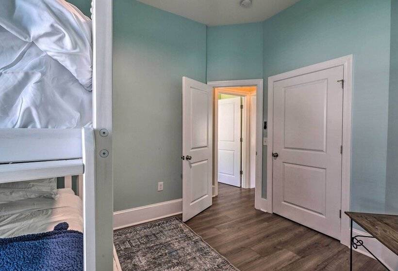 Bright Durham Home W/ Fully Furnished Deck!