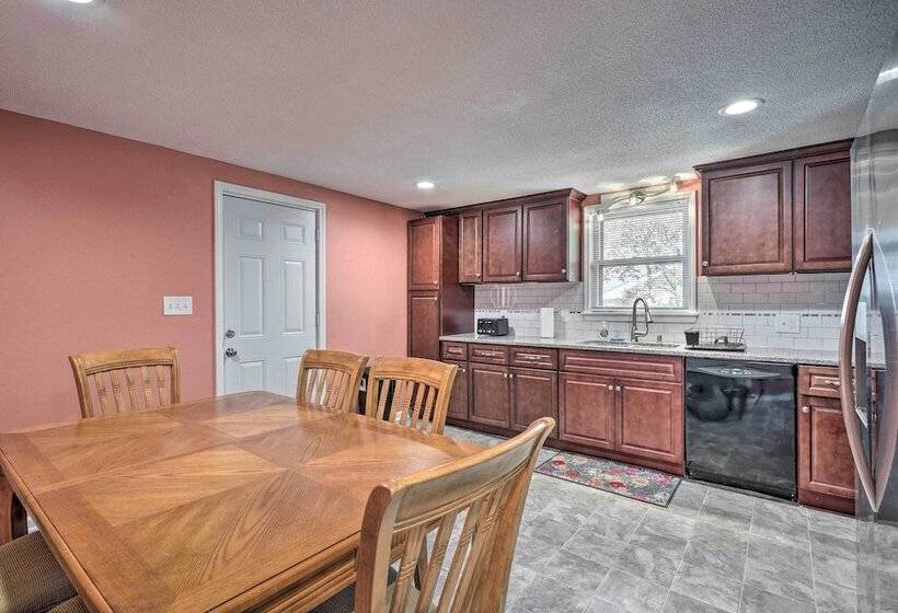 Bright Durham Home W/ Fully Furnished Deck!