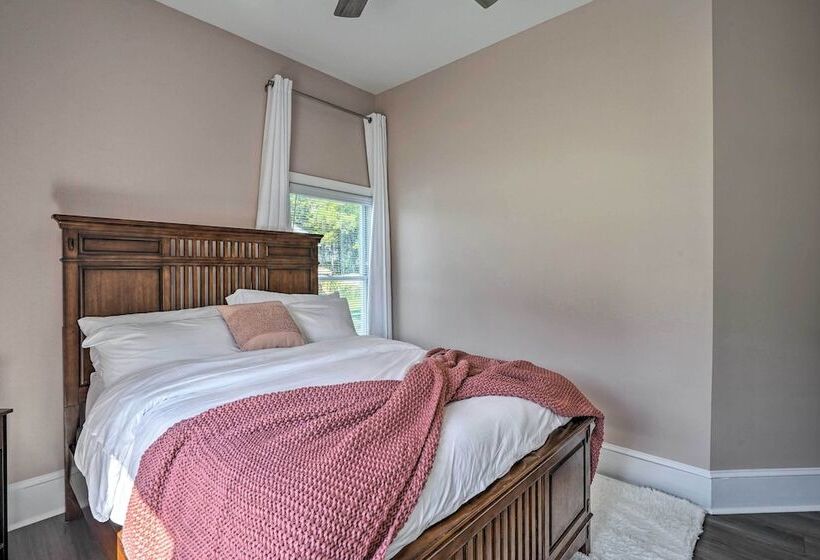 Bright Durham Home W/ Fully Furnished Deck!