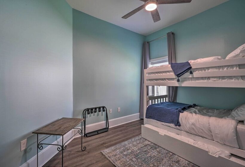 Bright Durham Home W/ Fully Furnished Deck!