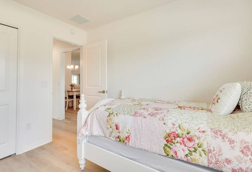 Bright Home In The Villages W/ Community Pool