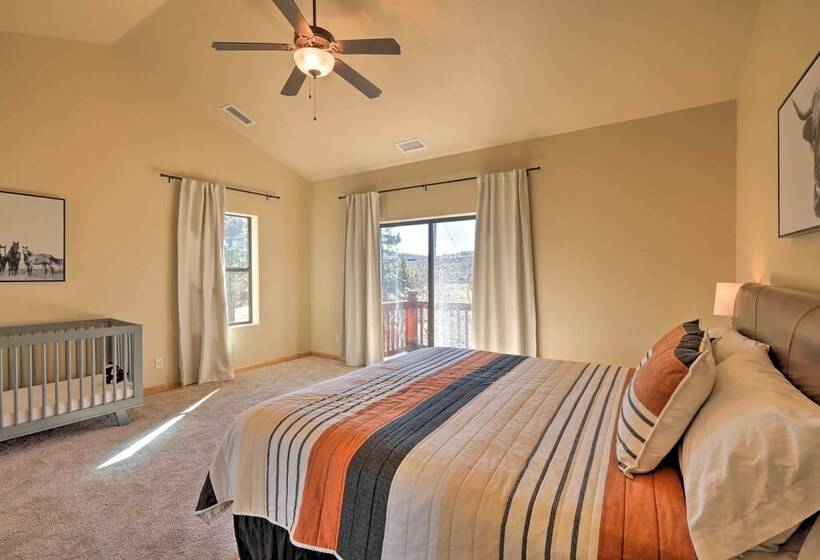 Munds Park Cabin: Deck, Near Pinewood Golf Course