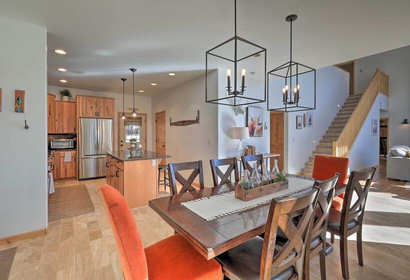 Munds Park Cabin: Deck, Near Pinewood Golf Course