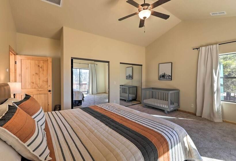 Munds Park Cabin: Deck, Near Pinewood Golf Course