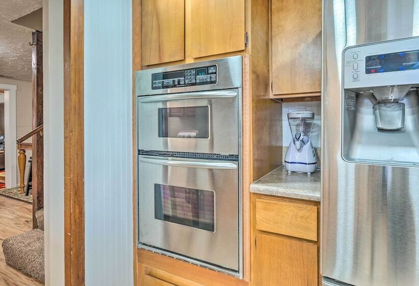 Caldwell House W/ Grill ~ 1 Mi To Downtown!