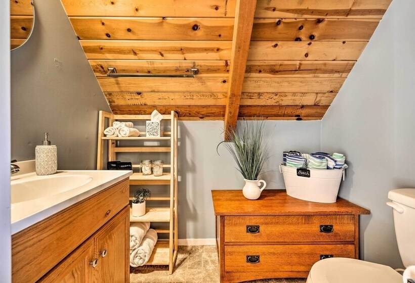 California Cabin W/ Lake Access: 28 Mi To Yosemite